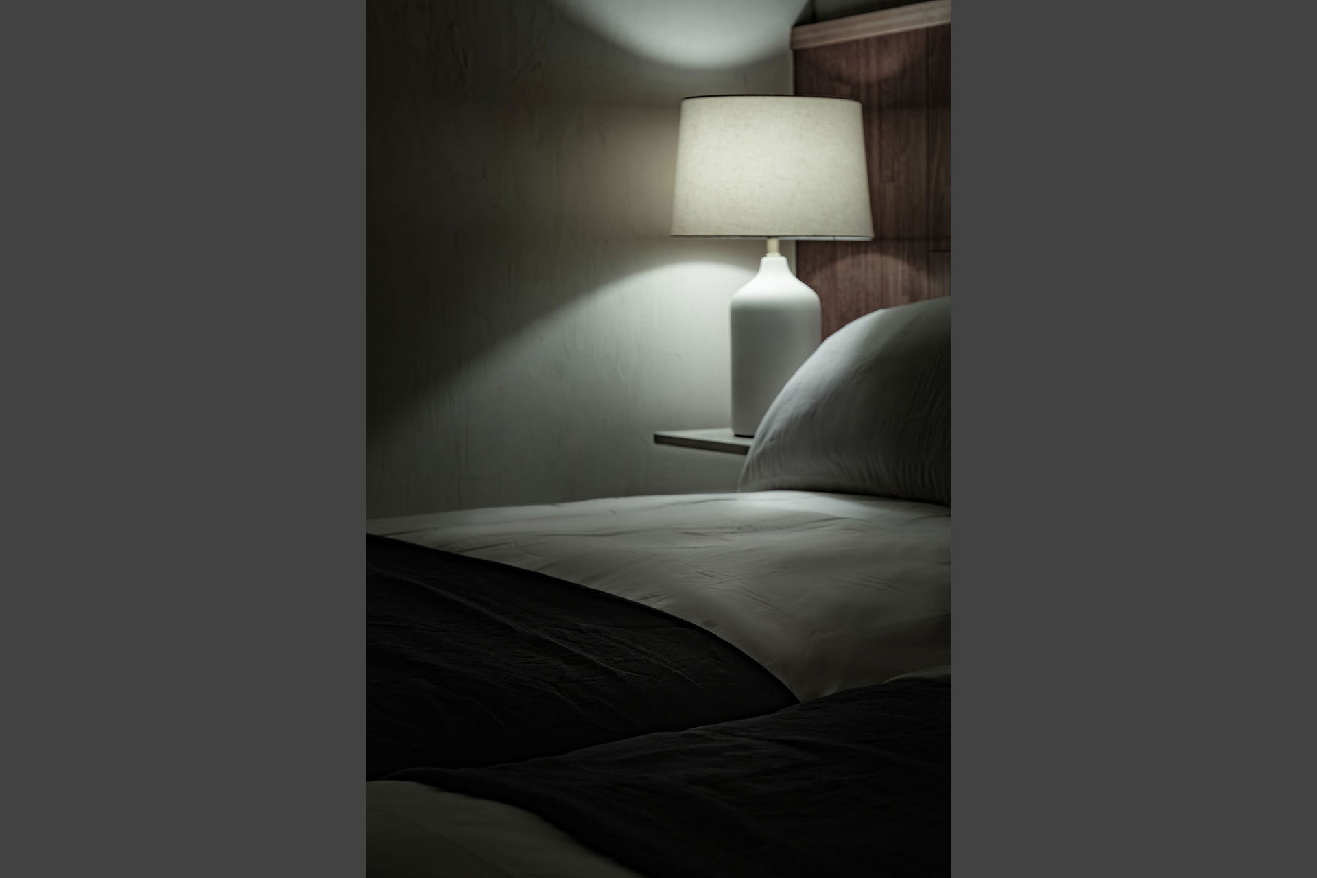 bed06